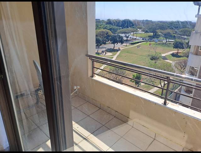 1 BEDROOM APARTMENT FOR SALE IN UMHLANGA RIDGE